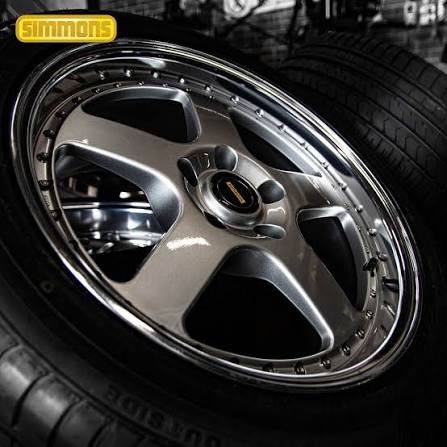 Simmons FR-1 silver wheel with mirror lip